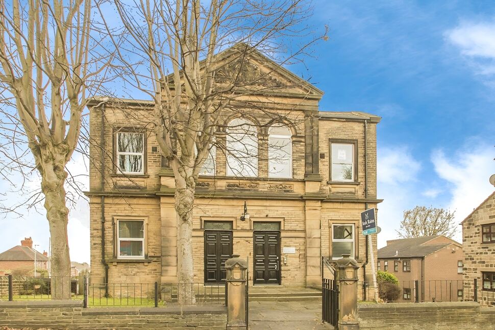 Main image of 1 bedroom  Flat to rent, Littlemoor Road, Pudsey, West Yorkshire, LS28