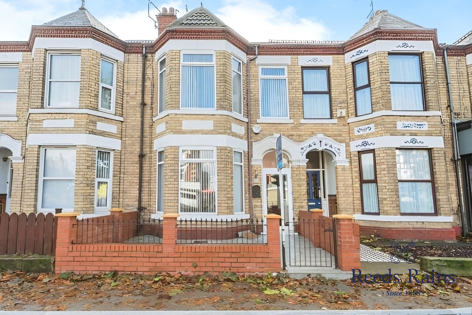 Main image of 4 bedroom Mid Terrace House for sale, Holderness Road, East Riding Of Yorkshire, HU9