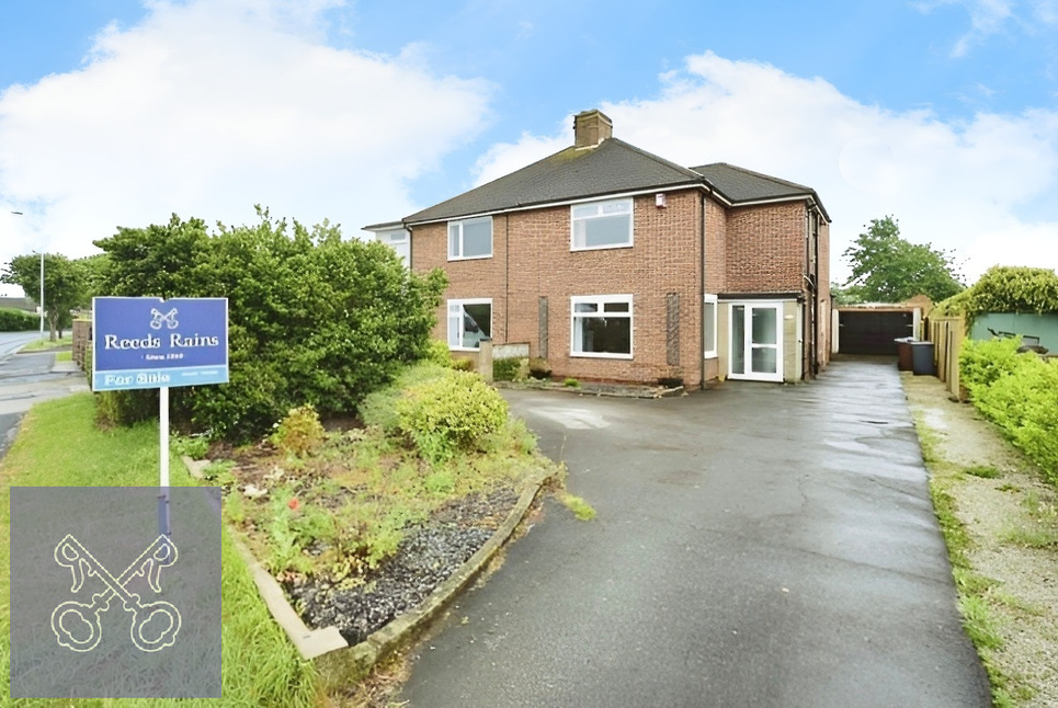 Main image of 3 bedroom Semi Detached House for sale, Ganstead Lane, Bilton, East Yorkshire, HU11