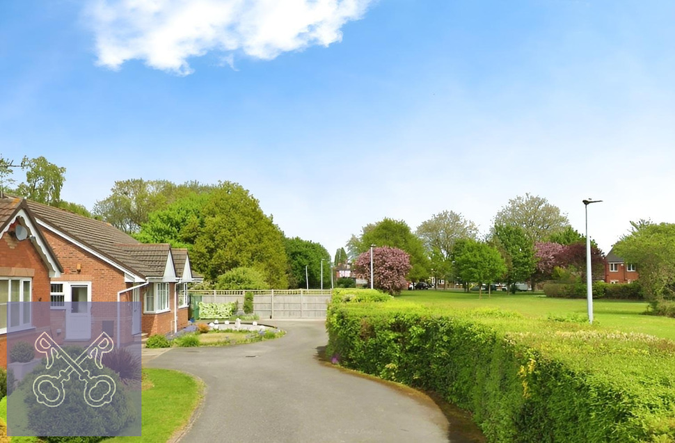 Main image of 2 bedroom Semi Detached Bungalow for sale, Dewberry Court, Hull, East Yorkshire, HU4