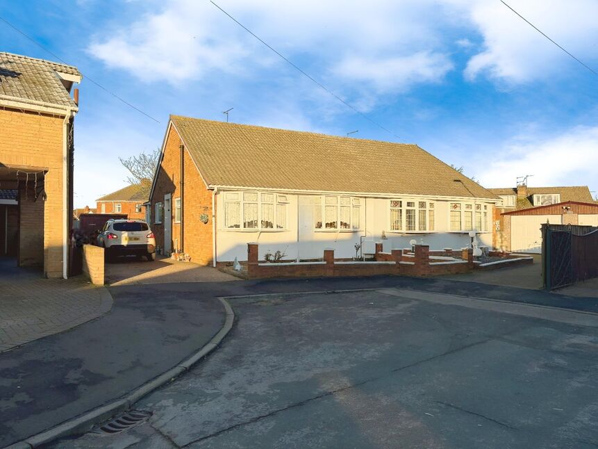 2 bedroom Semi Detached Bungalow for sale