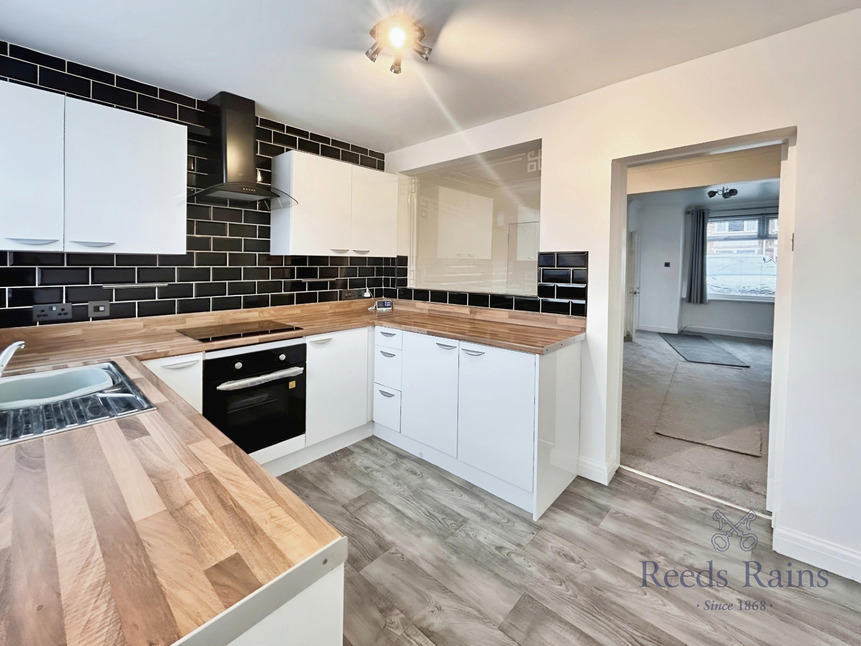 Kitchen / Breakfast Room