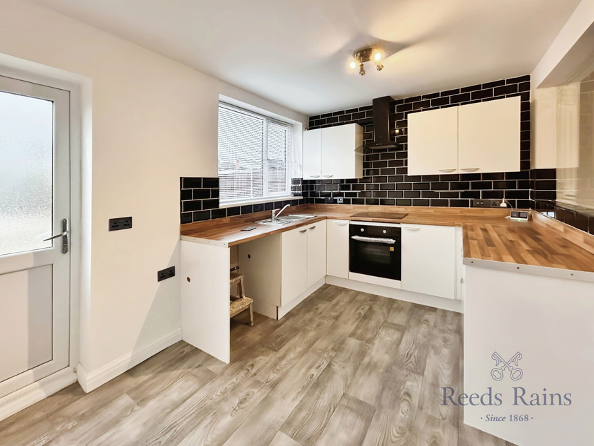 Kitchen / Breakfast Room