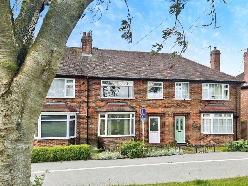 Main image of 3 bedroom Mid Terrace House for sale, Hull Road, Hull, East Yorkshire, HU5