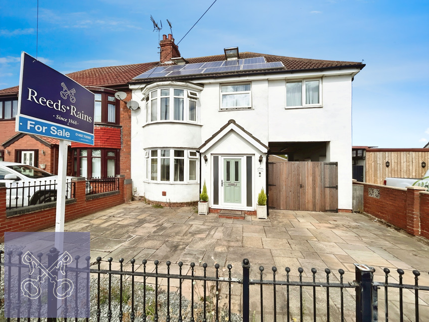 3 bedroom Semi Detached House for sale