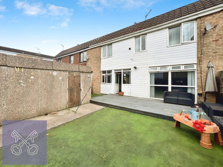 Main image of 3 bedroom Mid Terrace House for sale, Gleneagles Park, Hull, East Yorkshire, HU8