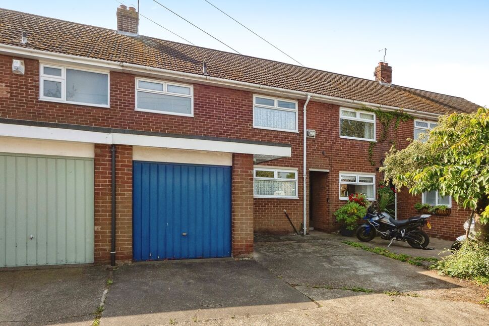 Main image of 3 bedroom Mid Terrace House for sale, Burlington Road, Hull, East Yorkshire, HU8