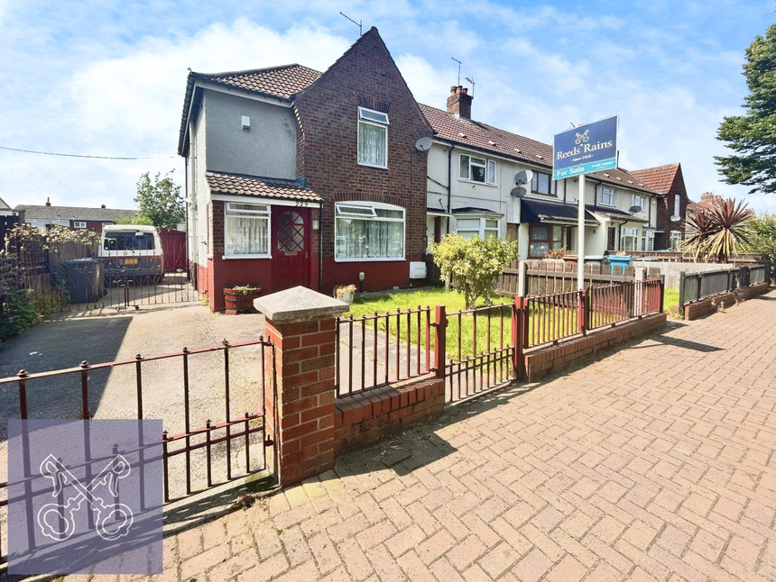 2 bedroom End Terrace House for sale