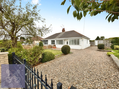 Main Road, 2 bedroom Semi Detached Bungalow for sale, £290,000