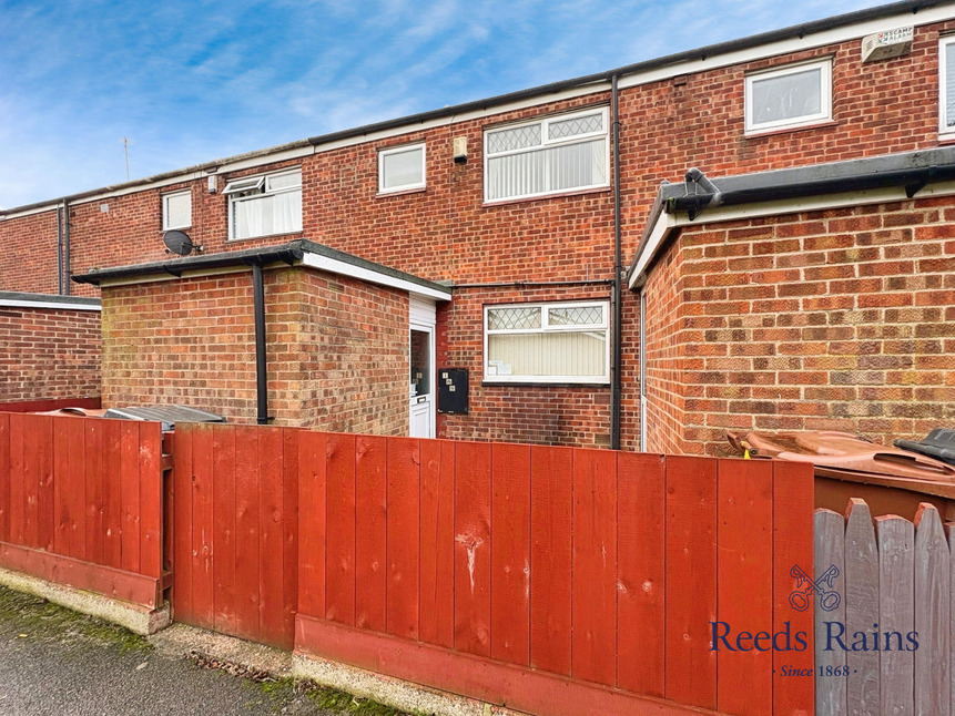 Main image of 3 bedroom Mid Terrace House for sale, Grasby Road, Hull, East Yorkshire, HU8