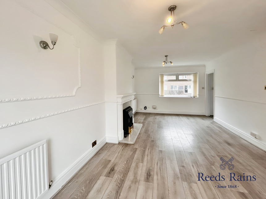 Sitting / Dining Room