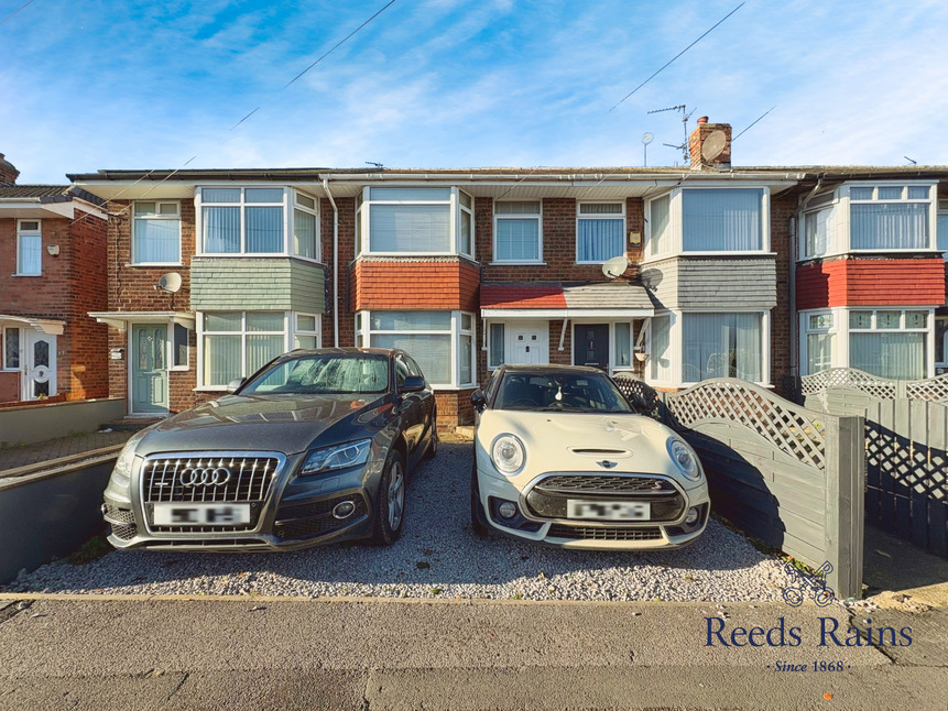 Main image of 3 bedroom Mid Terrace House for sale, Manor Road, Hull, East Yorkshire, HU5