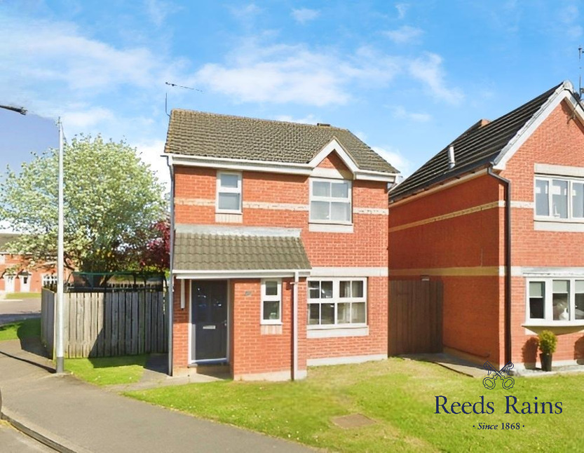 Main image of 3 bedroom Detached House for sale, Lorenzos Way, Hull, East Yorkshire, HU9