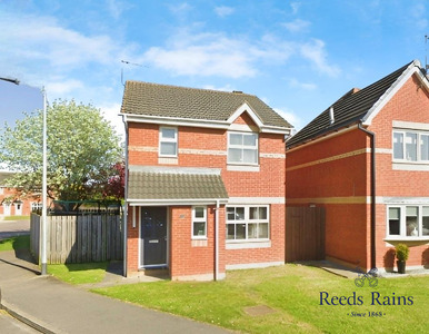 3 bedroom Detached House for sale