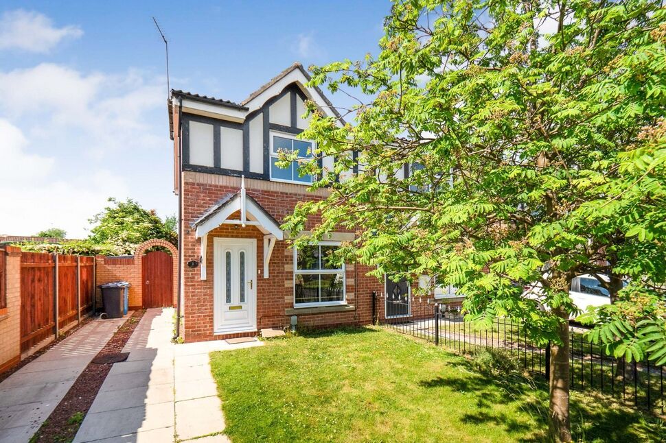 Main image of 3 bedroom Semi Detached House for sale, Blossom Grove, Hull, East Yorkshire, HU8