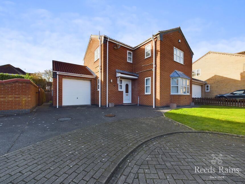 Main image of 3 bedroom Detached House for sale, Fieldside Close, Thorngumbald, East Yorkshire, HU12