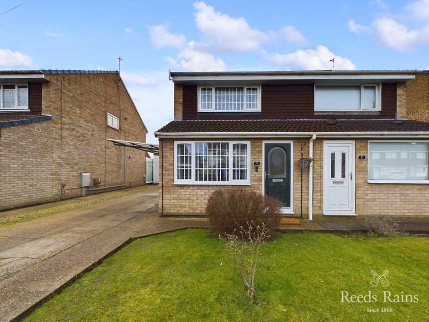 Main image of 2 bedroom Semi Detached House for sale, Munroe Close, Hull, East Yorkshire, HU8