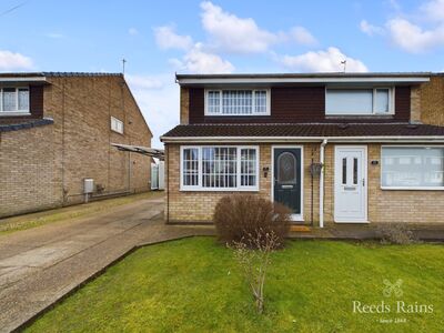 Munroe Close, 2 bedroom Semi Detached House for sale, £180,000