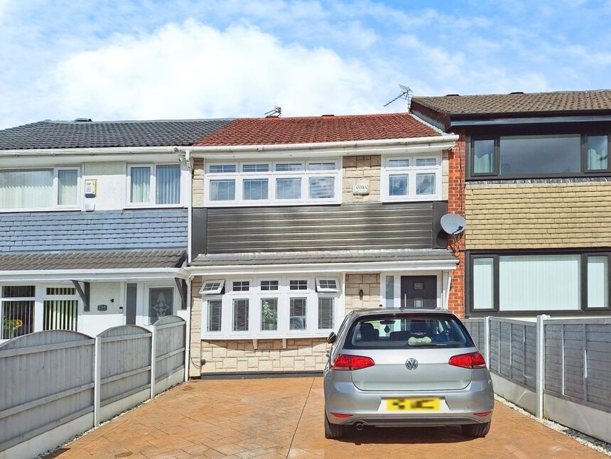 Main image of 3 bedroom Mid Terrace House for sale, Sunnyside Road, Droylsden, Greater Manchester, M43