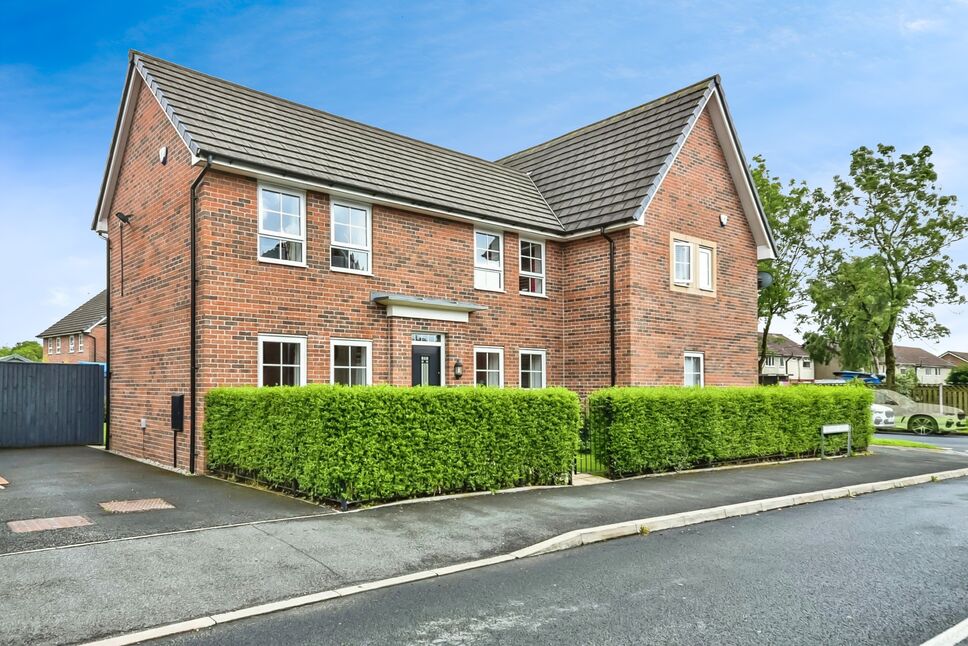 Main image of 3 bedroom Semi Detached House for sale, Limewood Avenue, Hyde, Greater Manchester, SK14