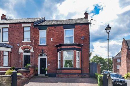 Stockport Road, 4 bedroom Semi Detached House for sale, £420,000