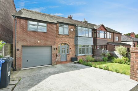 4 bedroom Semi Detached House for sale