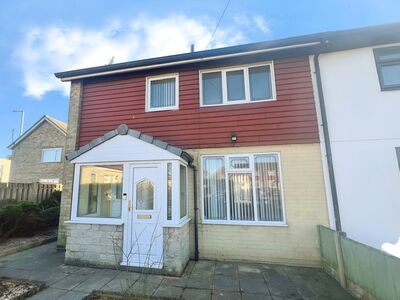 Colbourne Grove, 2 bedroom Semi Detached House to rent, £1,100 pcm