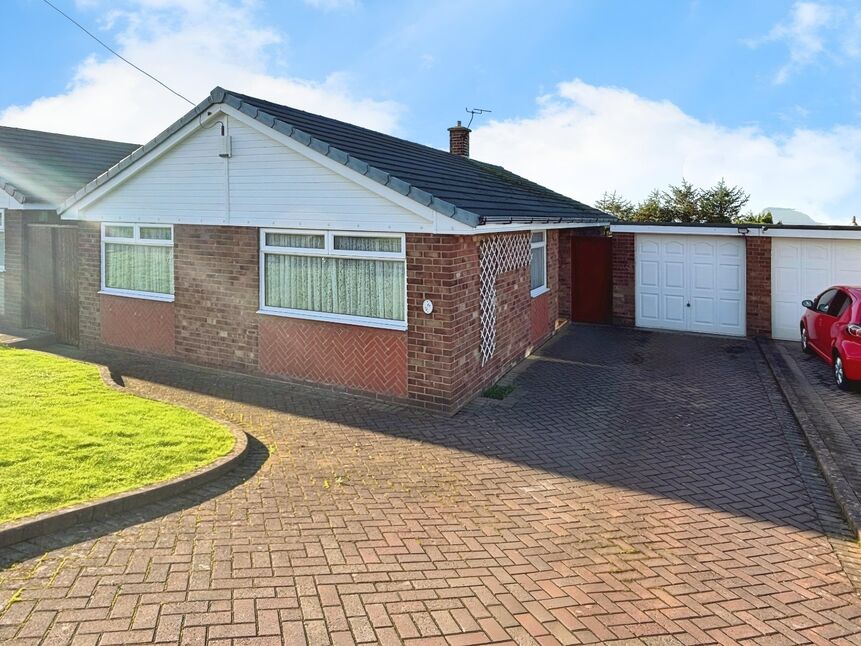 Main image of 2 bedroom Detached Bungalow for sale, Greenside Close, Dukinfield, Greater Manchester, SK16