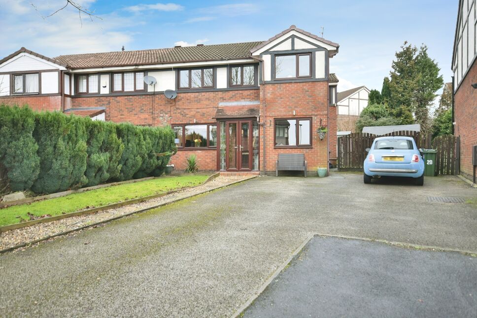 Main image of 4 bedroom Semi Detached House for sale, Queenhill Drive, Hyde, Greater Manchester, SK14