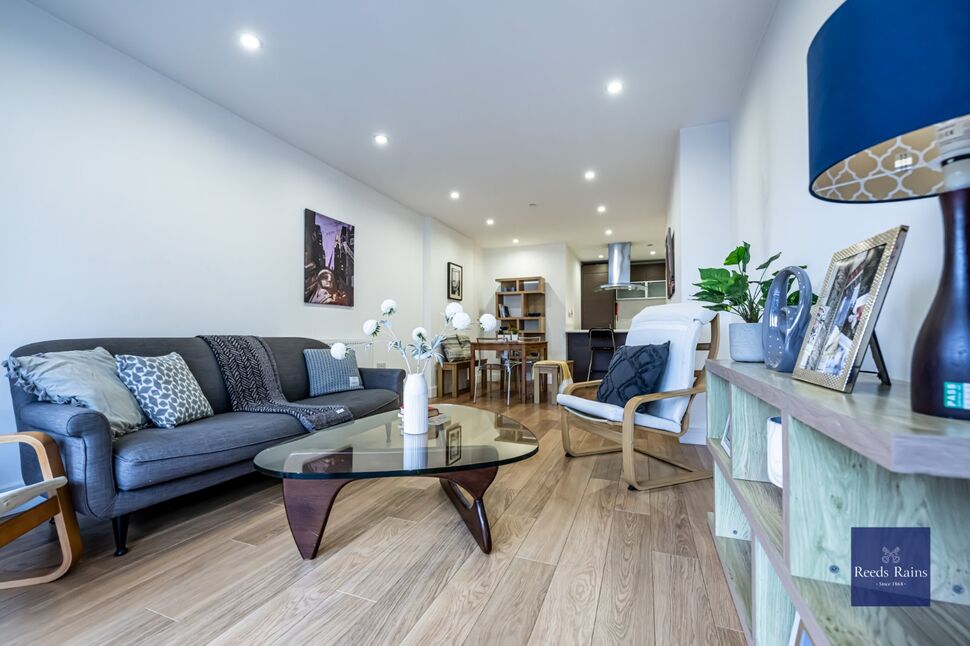 Main image of 2 bedroom  Flat to rent, Christian Street, London, E1