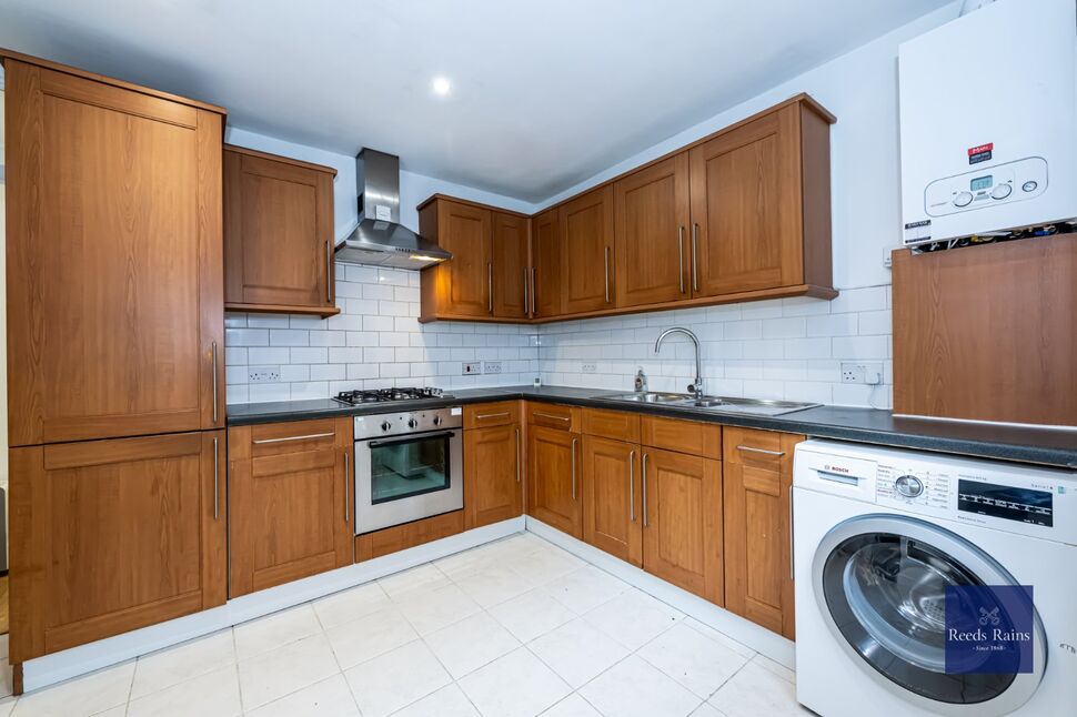 Kitchen / Breakfast Room