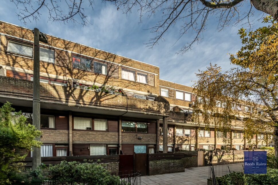 Main image of 2 bedroom  Flat for sale, Oakey Lane, London, SE1