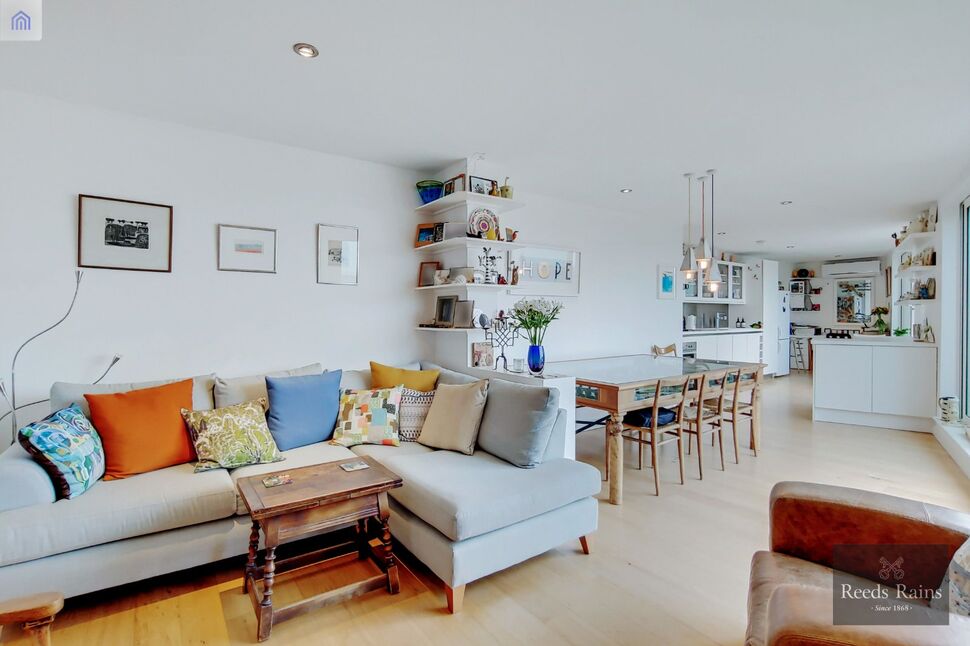 Main image of 2 bedroom  Flat for sale, Steedman Street, London, SE17