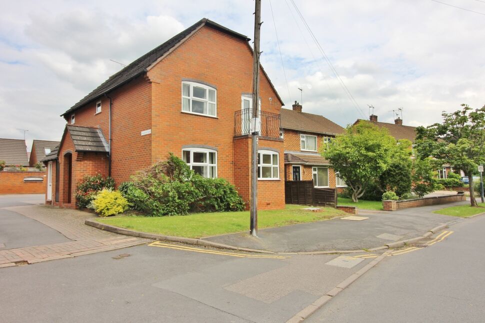 Main image of 2 bedroom  Flat to rent, Kenilworth, Warwickshire, CV8