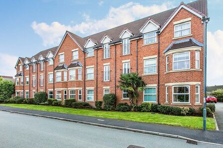 Great Park Drive, 2 bedroom  Flat for sale, £100,000