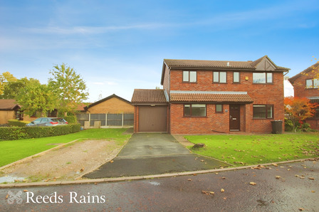 Old School Close, 4 bedroom Detached House for sale, £307,000