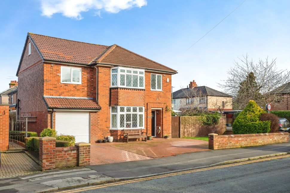 Main image of 4 bedroom Detached House for sale, Canberra Road, Leyland, Lancashire, PR25