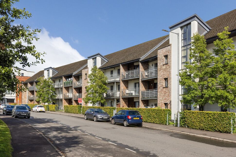 Main image of 2 bedroom  Flat for sale, Badgers Lane, Lisburn, County Antrim, BT28