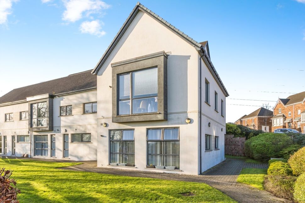 Main image of 2 bedroom  Flat for sale, Lagmore View Road, Dunmurry, County Down, BT17