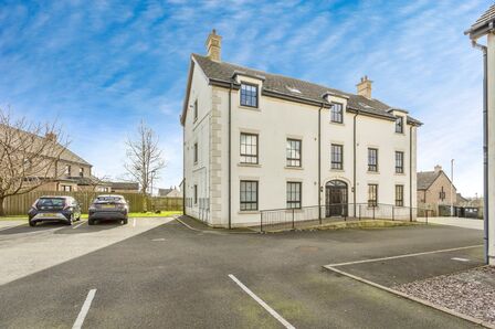 Lady Wallace Court, 2 bedroom  Flat for sale, £127,500