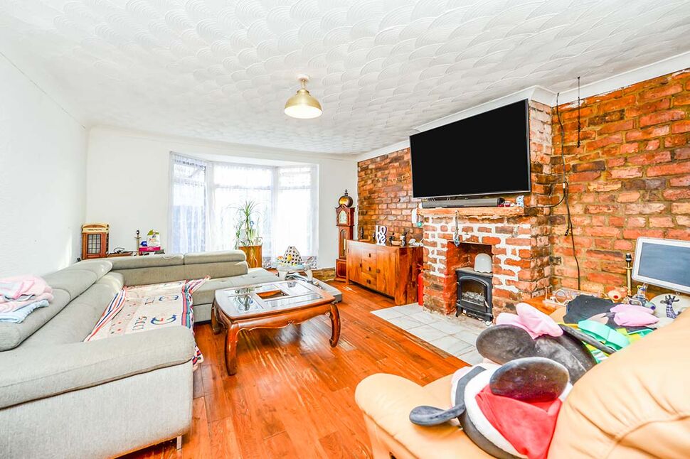 Main image of 1 bedroom Mid Terrace House for sale, Linacre Road, Liverpool, L21