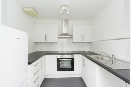 2 bedroom  Flat to rent