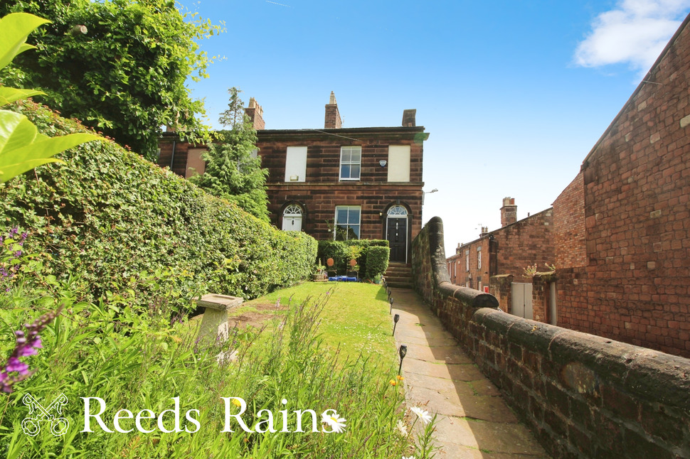 Main image of 3 bedroom End Terrace House for sale, Church Road, Woolton, Merseyside, L25