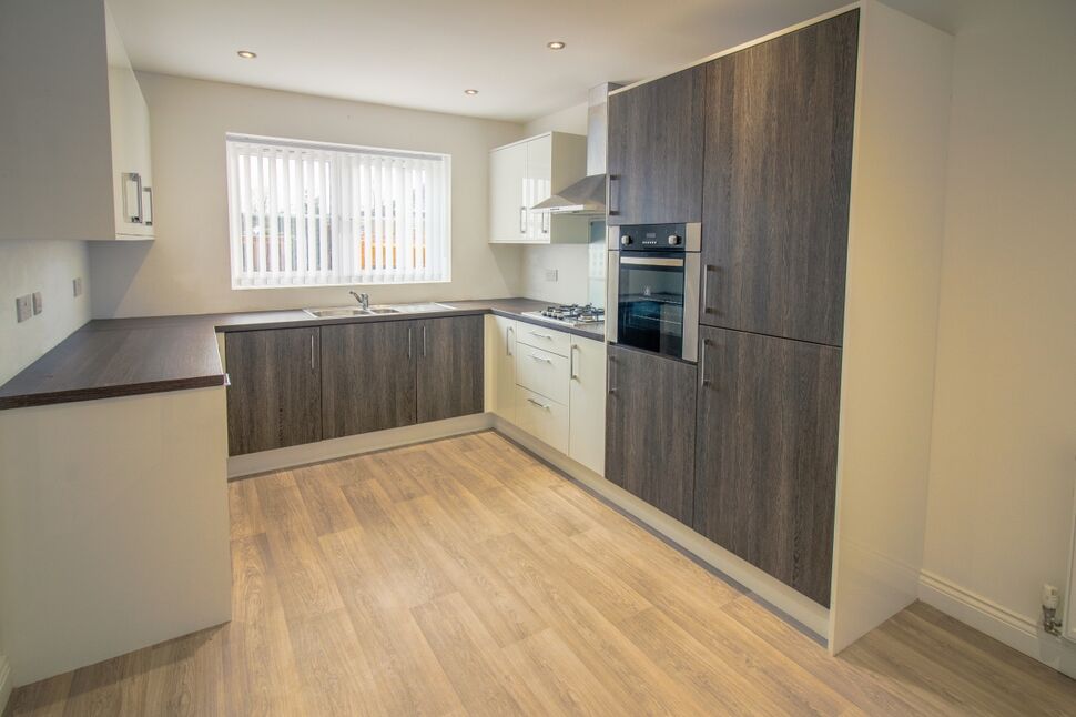 Kitchen / Breakfast Room