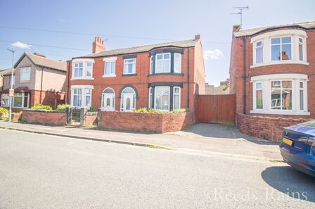 Wilkinson Street, 4 bedroom Semi Detached House for sale, £125,000