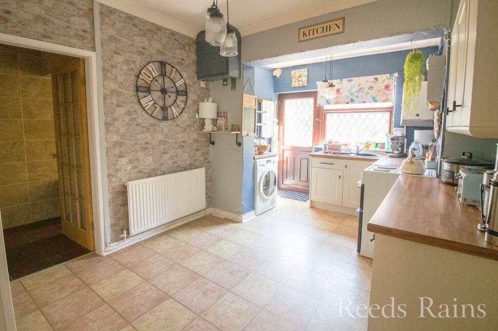 Kitchen / Breakfast Room