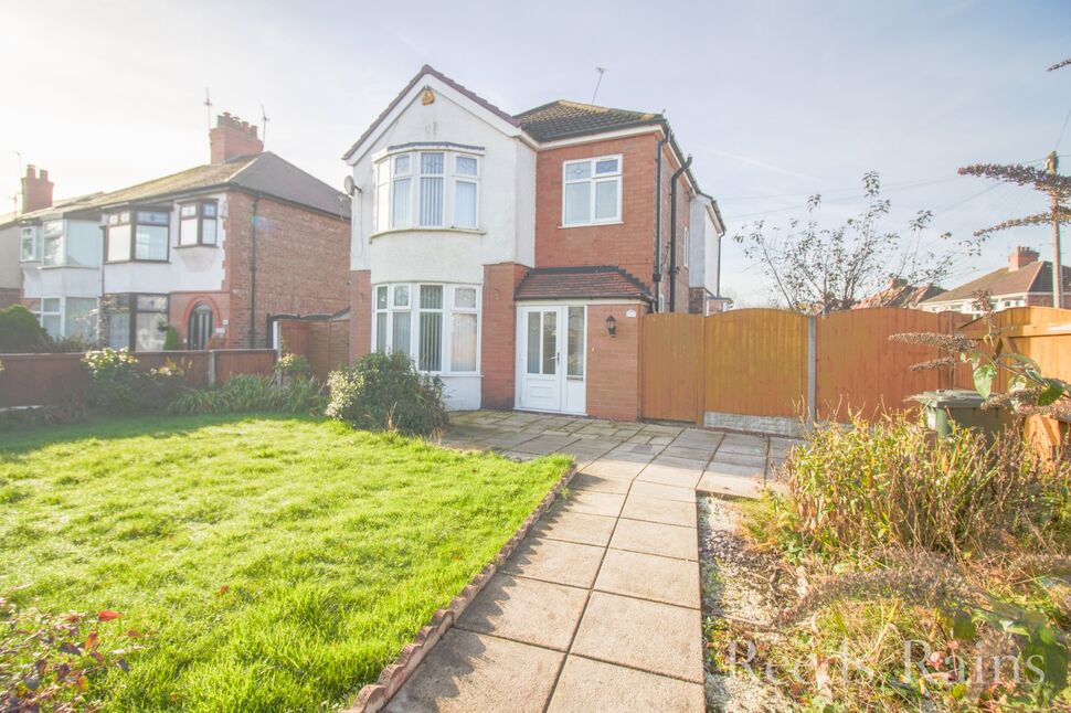 Main image of 3 bedroom Detached House for sale, Chester Road, Whitby, Cheshire, CH65