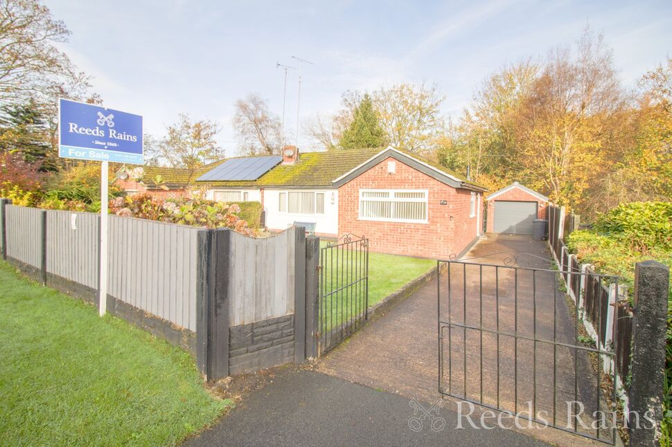 Main image of 2 bedroom Semi Detached Bungalow for sale, Oliver Lane, Great Sutton, Cheshire, CH66