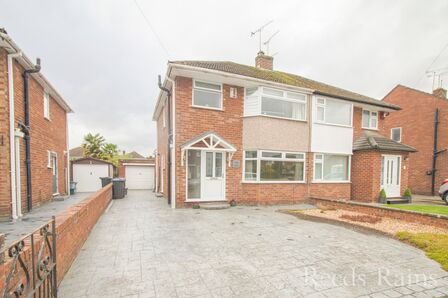 Thirlmere Road, 3 bedroom Semi Detached House for sale, £220,000