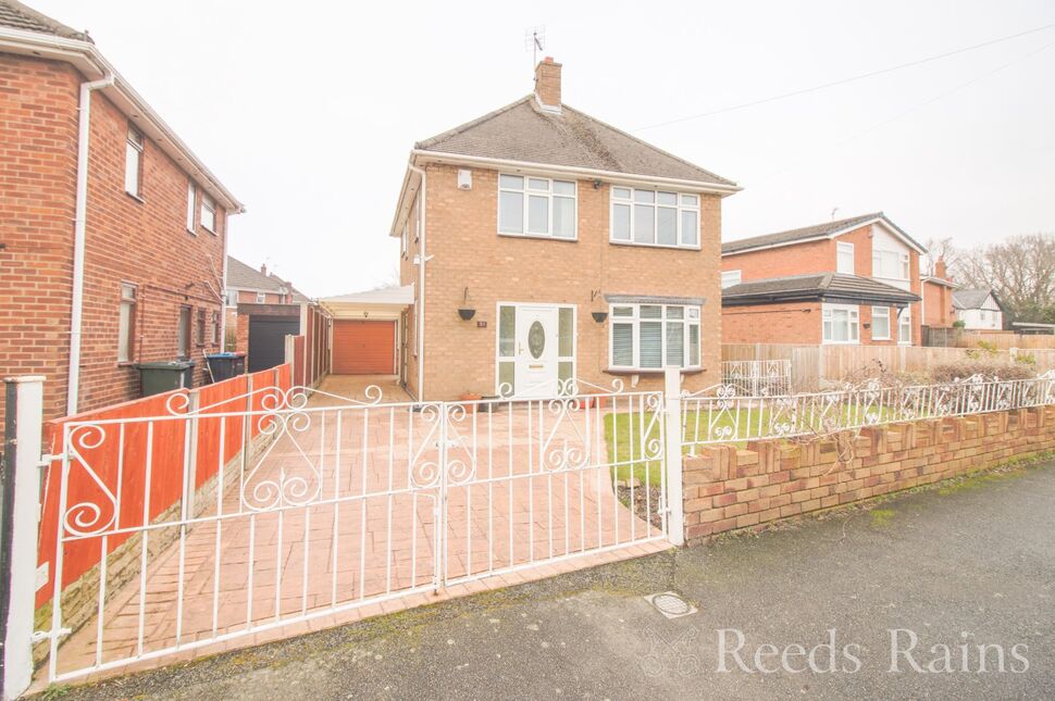 Main image of 3 bedroom Detached House for sale, Fern Road, Whitby, Cheshire, CH65